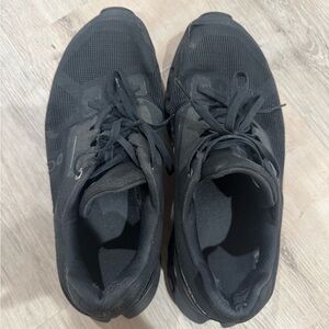 Men’s On cloud black sneakers